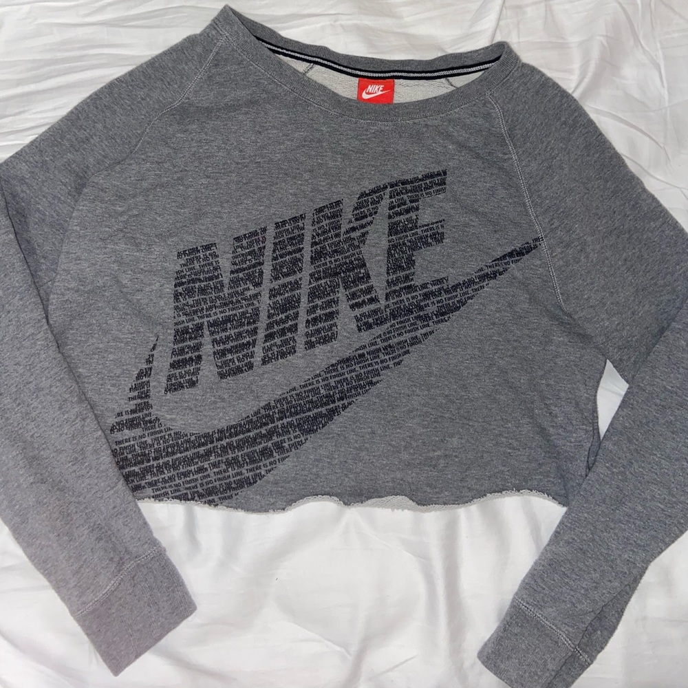 Nike Cropped Crewneck